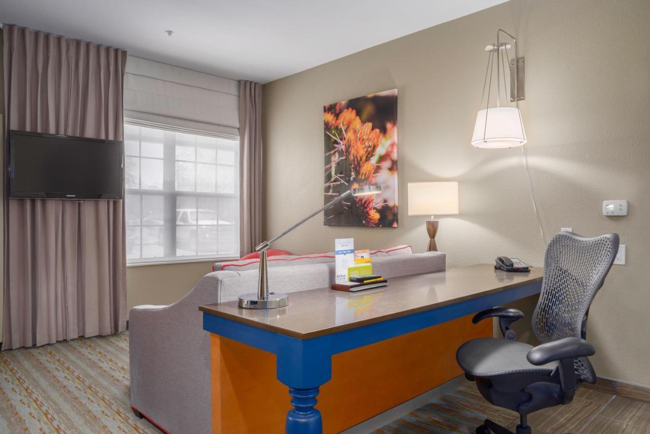 Hilton Garden Inn Phoenix Airport Екстер'єр фото